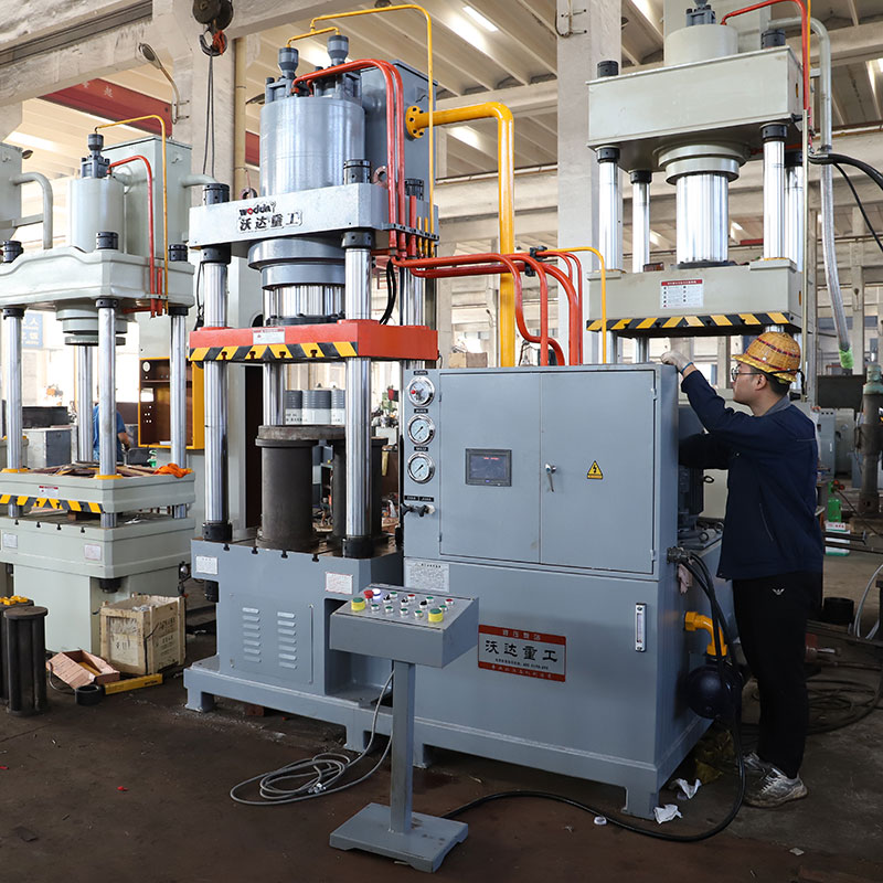 液压机的维修保养 三梁四柱液压机