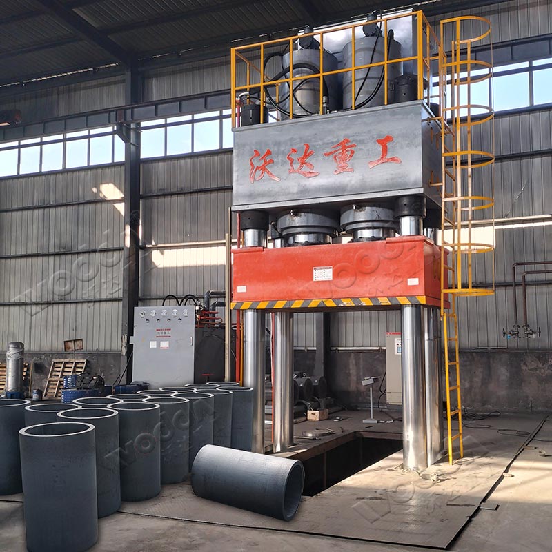 2000吨石墨坩埚成型液压机 2000吨石墨坩埚成型液压机