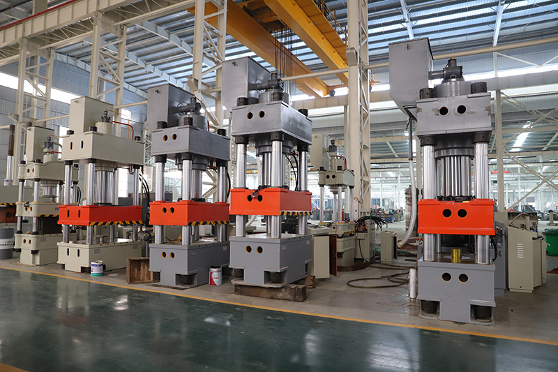 必一运动bsport体育重工2000吨液压机厂家 必一运动bsport体育重工2000吨液压机厂家