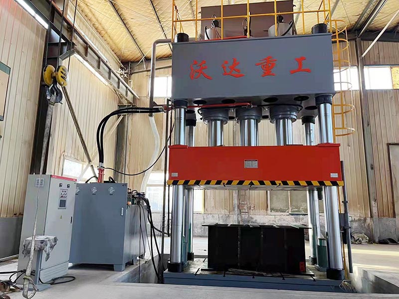 1500吨SMC玻璃钢乒乓球台面模压成型液压机 1500吨SMC玻璃钢乒乓球台面模压成型液压机