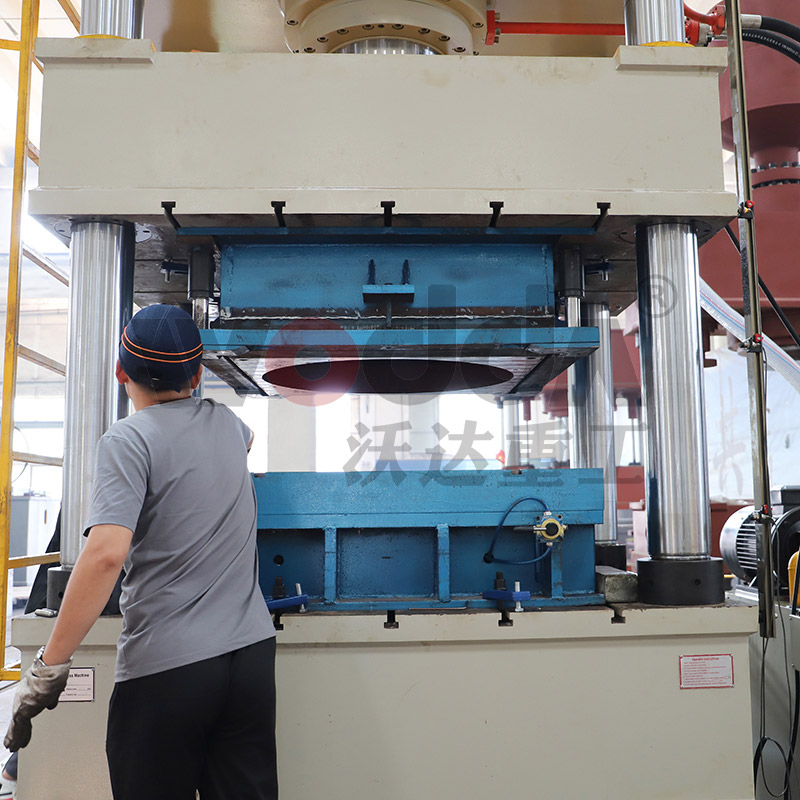 500吨不锈钢水箱板液压机 500吨不锈钢水箱板液压机