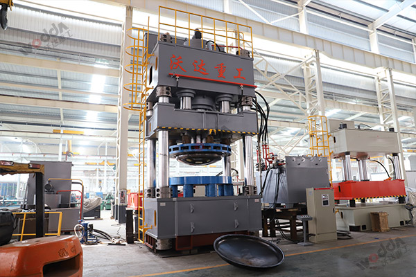 2500吨封头拉伸液压机_2500吨四柱液压机 2500吨封头拉伸液压机_2500吨四柱液压机