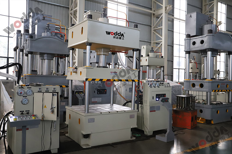 100吨下顶式四柱液压机 100吨下顶式四柱液压机