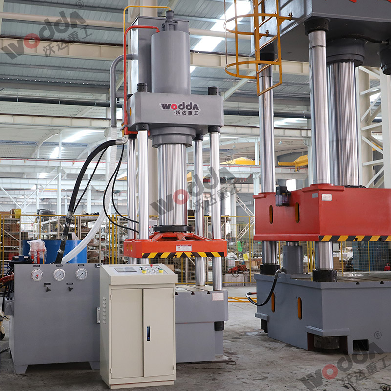 四柱液压机 四柱液压机