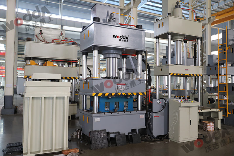 315吨树脂井盖成型液压机 315吨树脂井盖成型液压机