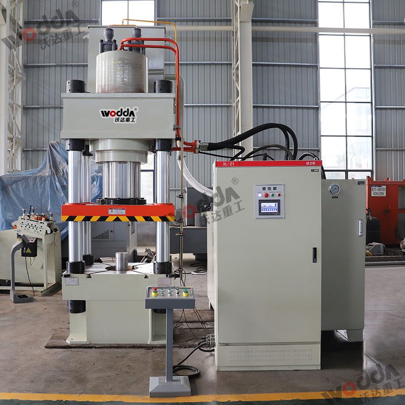 500吨热模锻液压机 500吨热模锻液压机