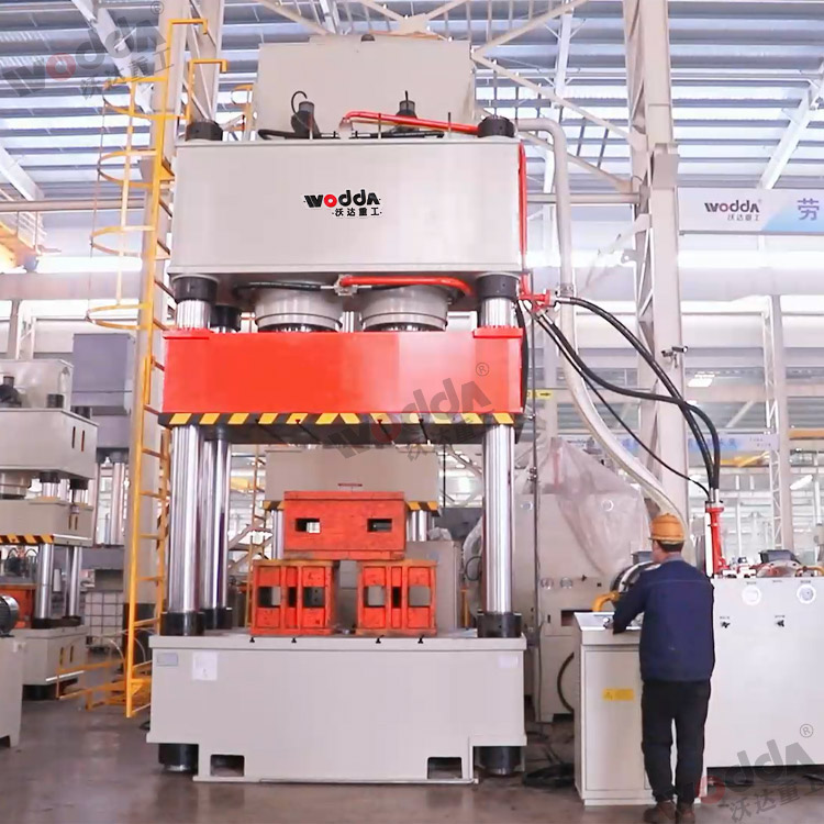 1000吨双缸四柱液压机(图2) 1000吨双缸四柱液压机(图2)