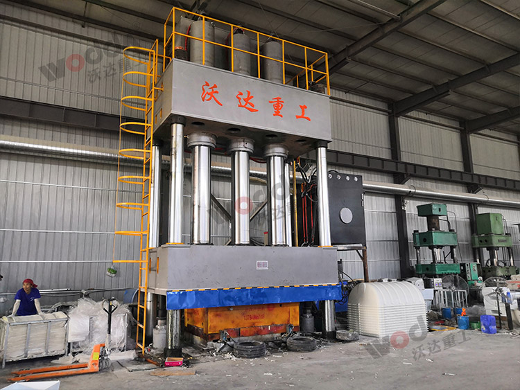 2000吨玻璃钢化粪池液压机 2000吨玻璃钢化粪池液压机