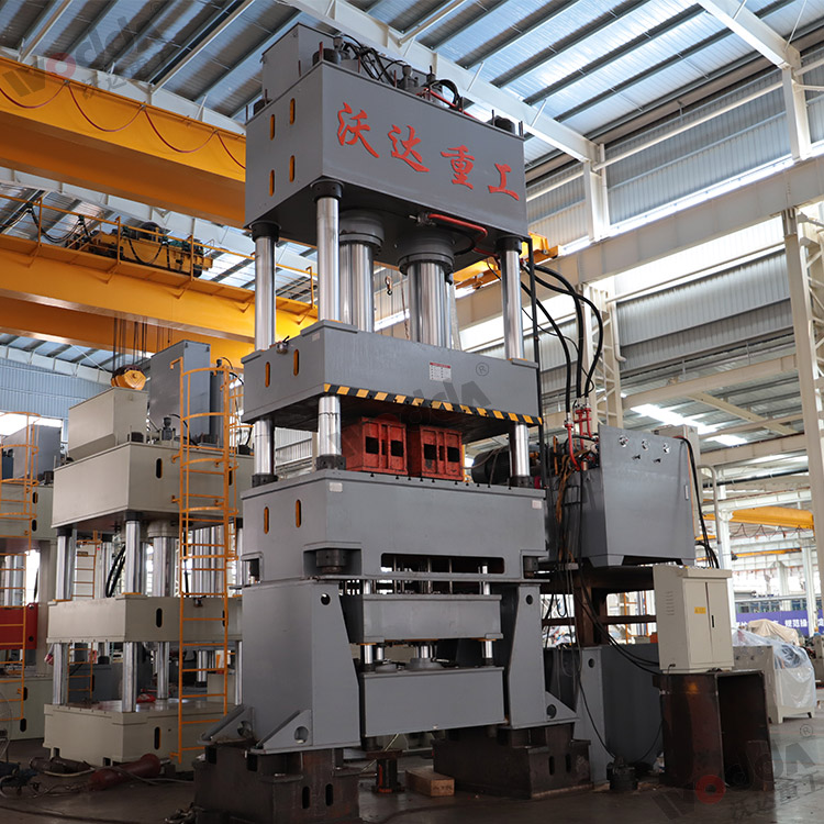 1000吨液压垫(多顶杆)拉伸液压机 1000吨液压垫(多顶杆)拉伸液压机