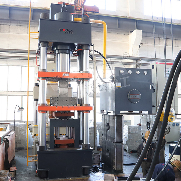 630吨四梁四柱液压机 630吨四梁四柱液压机