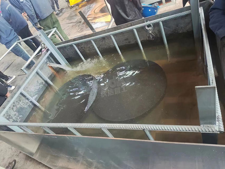 石墨坩埚端盖 石墨坩埚端盖