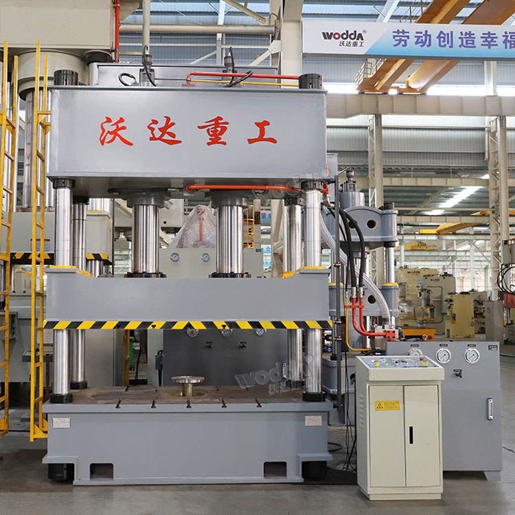 315吨四柱液压机 315吨四柱液压机