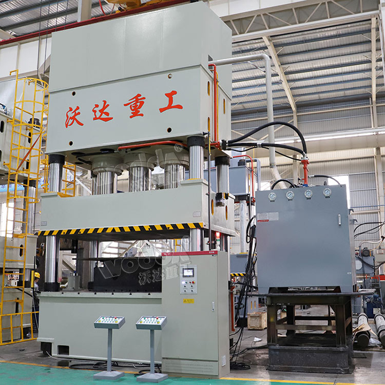 1500吨复合材料成型液压机 1500吨复合材料成型液压机