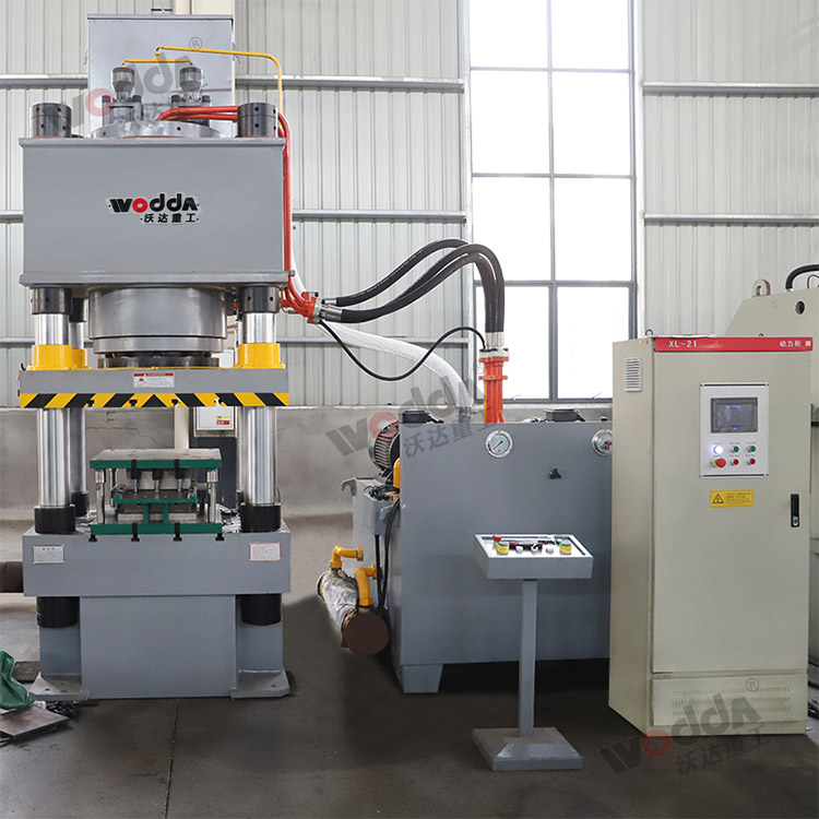 500吨三梁四柱液压机 500吨三梁四柱液压机