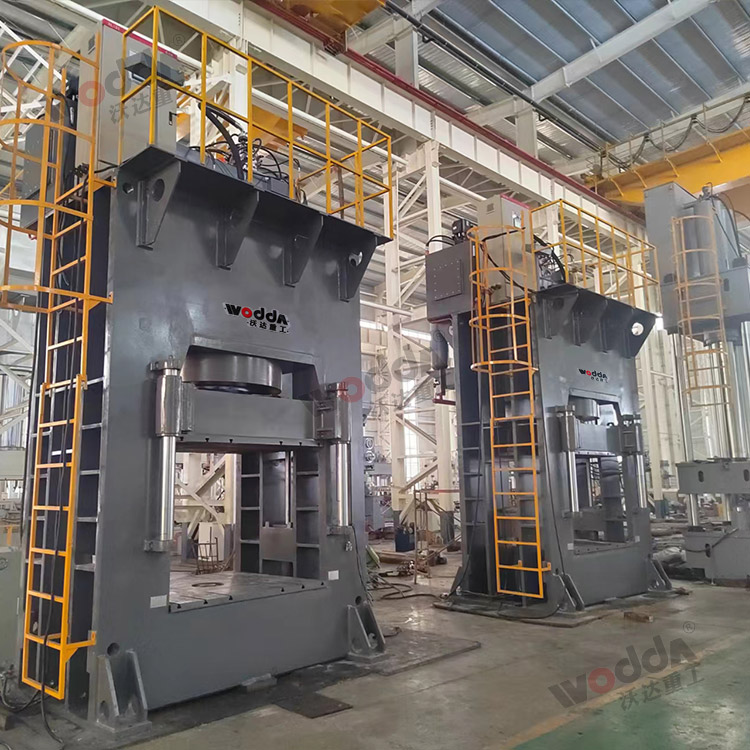 1800吨框架式木屑托盘成型液压机 1800吨框架式木屑托盘成型液压机