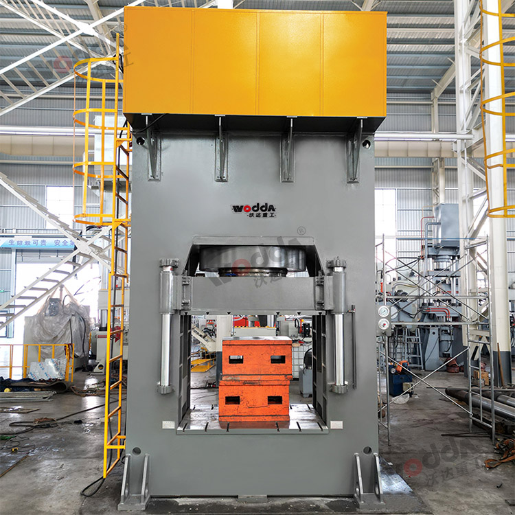 1800吨框架式植物纤维复合托盘模压机 1800吨框架式植物纤维复合托盘模压机