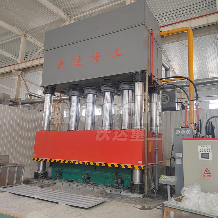 2500吨复合材料四柱液压机 2500吨复合材料四柱液压机