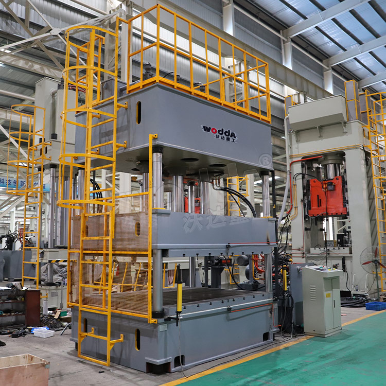 汽车内饰件模压机车间试机 汽车内饰件模压机车间试机