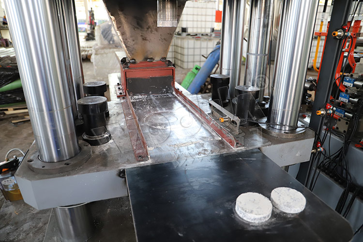 陶瓷粉末压饼成品 陶瓷粉末压饼成品