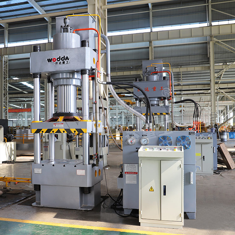 315吨四柱液压机 315吨四柱液压机