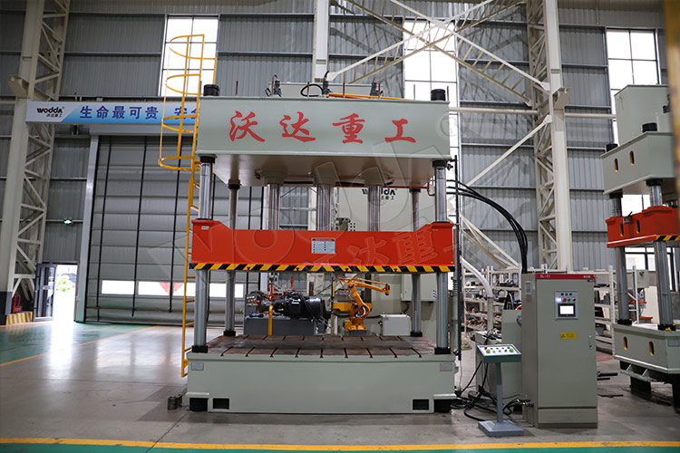 315吨汽车内饰件液压机 315吨汽车内饰件液压机