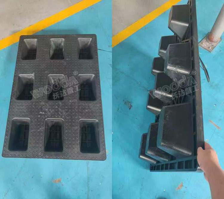 模压塑料托盘成品.jpg 模压塑料托盘成品.jpg