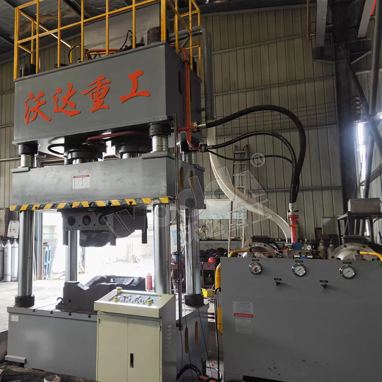 800吨双缸四柱压力机(板材压型) 800吨双缸四柱压力机(板材压型)