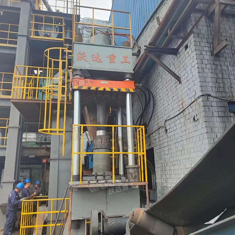 630吨三梁四柱液压机 630吨三梁四柱液压机