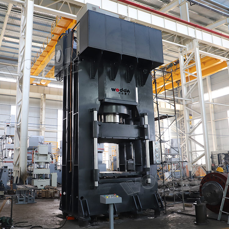 1800吨框架式木屑托盘液压机 1800吨框架式木屑托盘液压机