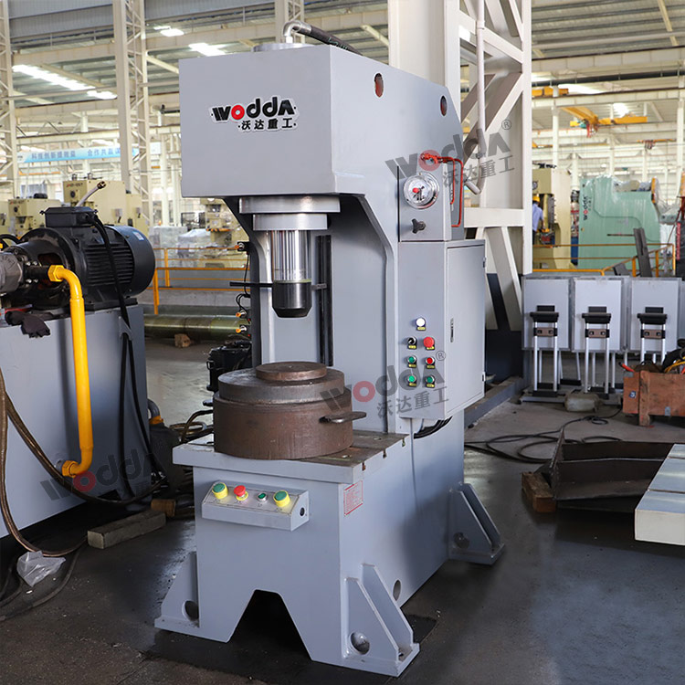 100吨单臂液压机 100吨单臂液压机