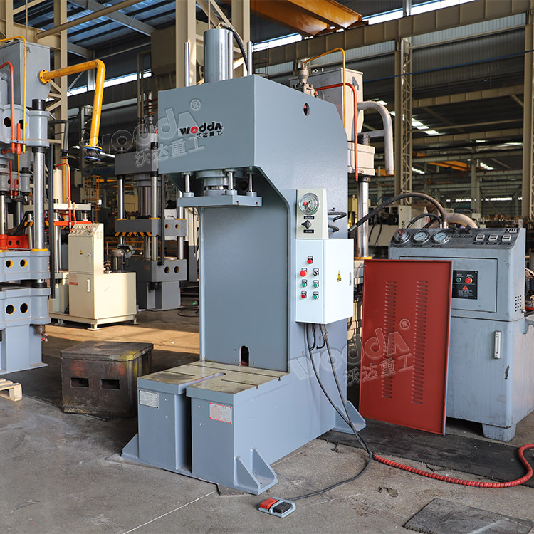 40吨单臂压装机 40吨单臂压装机