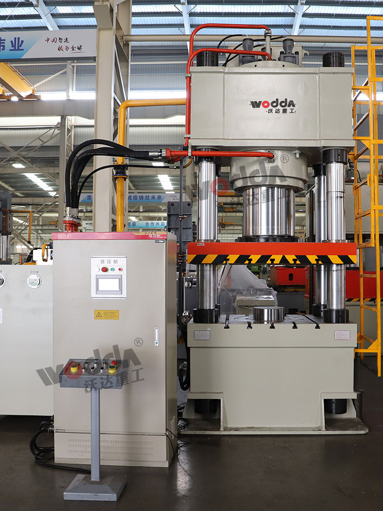 800吨伺服四柱液压机 800吨伺服四柱液压机