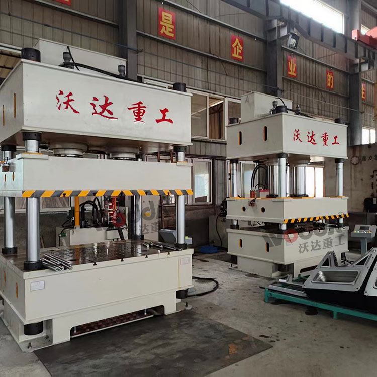 400吨四柱液压机 400吨四柱液压机