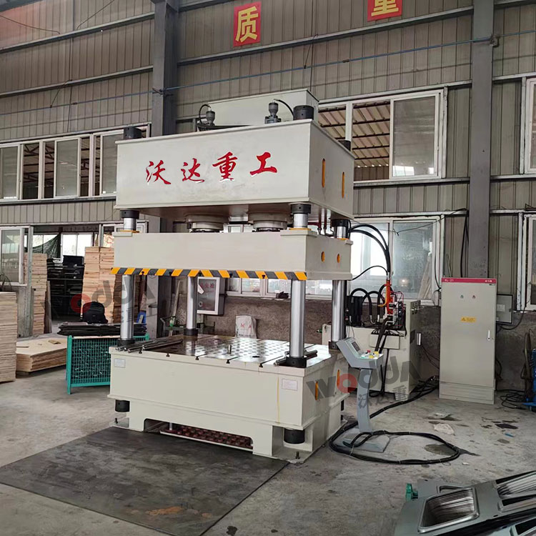 400吨农机配件成型液压机客户现场 400吨农机配件成型液压机客户现场