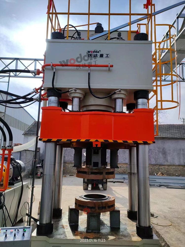 800吨封头拉伸液压机 800吨封头拉伸液压机