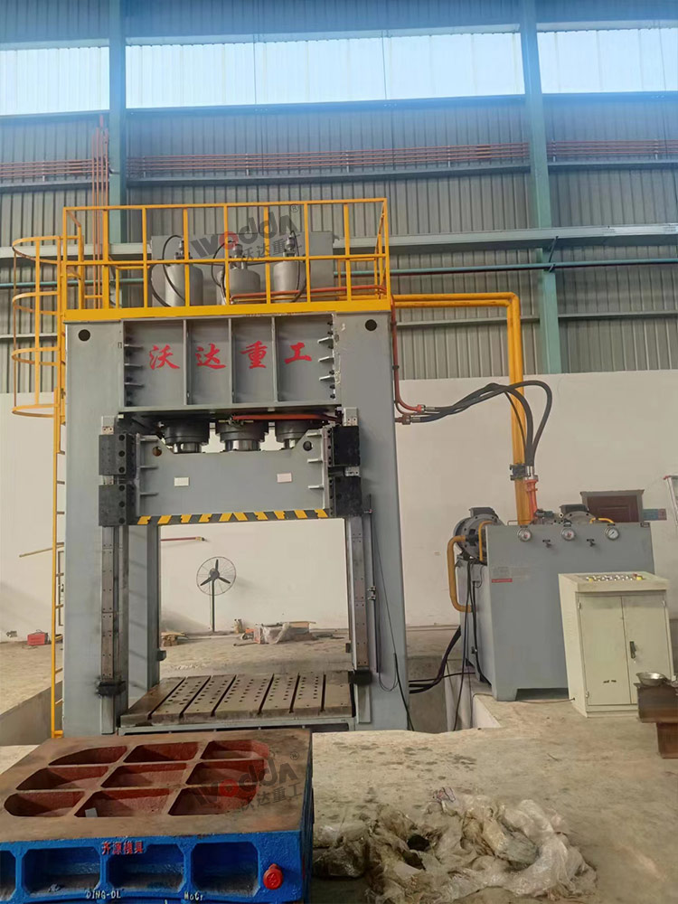 800吨框架式薄板拉伸液压机 800吨框架式薄板拉伸液压机