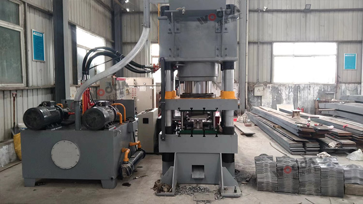 矿用锚杆托盘液压机(三梁四柱液压机) 矿用锚杆托盘液压机(三梁四柱液压机)