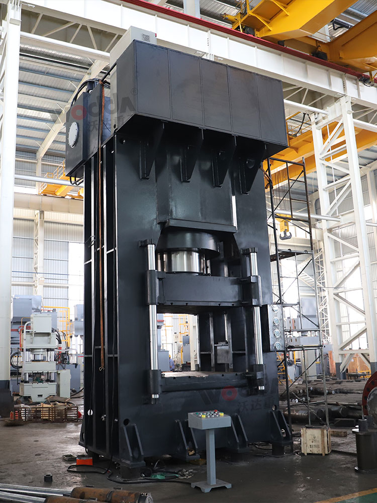 框架式木屑托盘成型液压机车间实拍图 框架式木屑托盘成型液压机车间实拍图