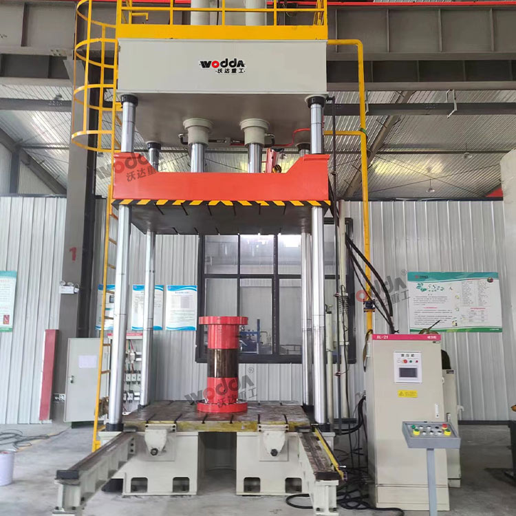 200吨压装四柱液压机 200吨压装四柱液压机