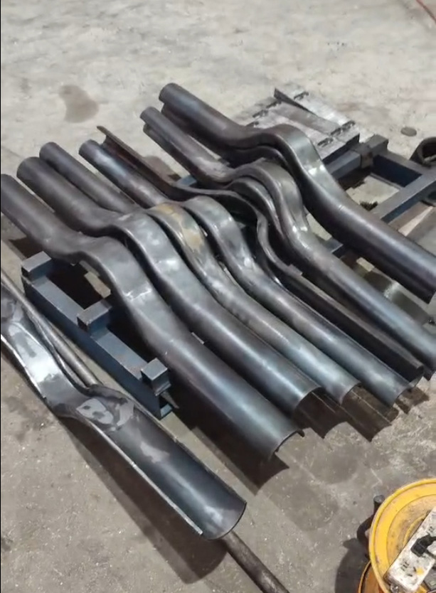 汽车后桥冲压件 汽车后桥冲压件