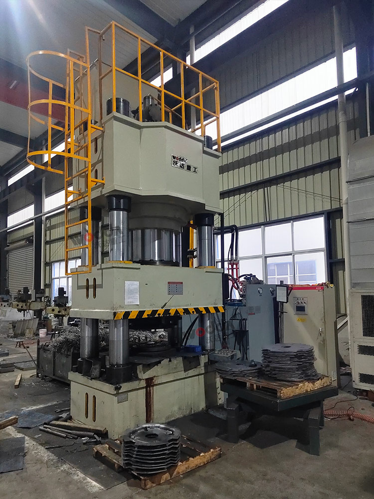 1000吨冲压汽车离合器片成型液压机 1000吨冲压汽车离合器片成型液压机