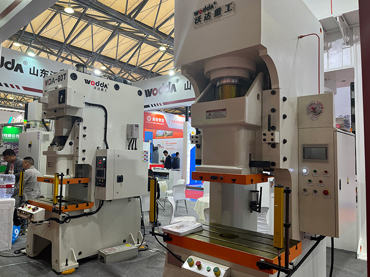 WDA精密冲床系列 WDA精密冲床系列