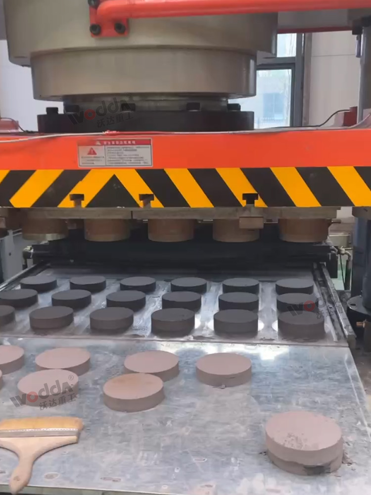 一模出18个产品 一模出18个产品