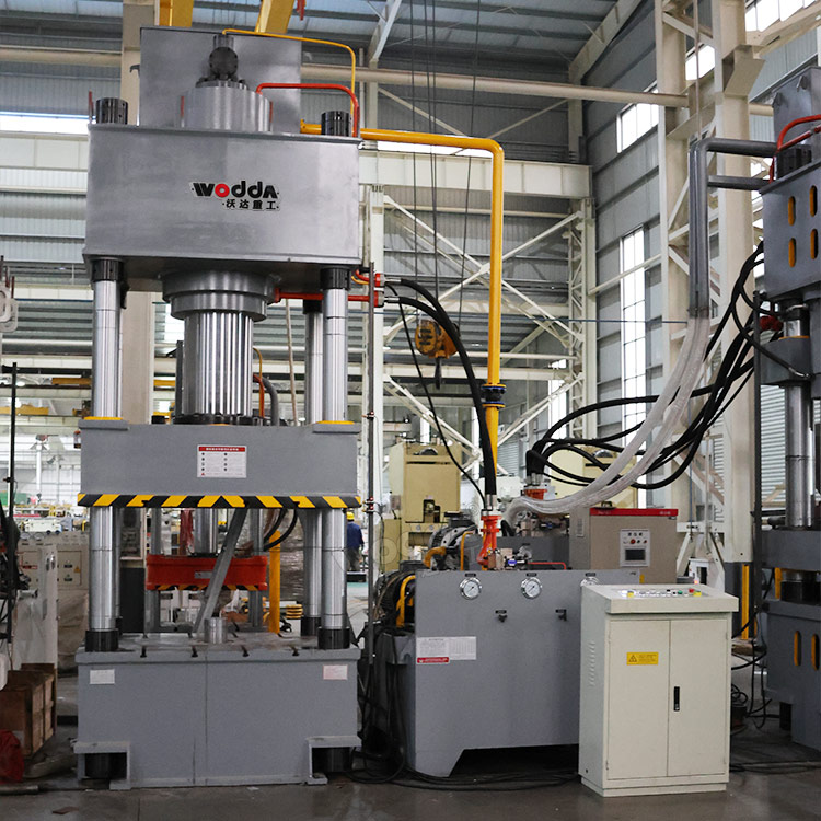 500吨三梁四柱液压机 500吨三梁四柱液压机