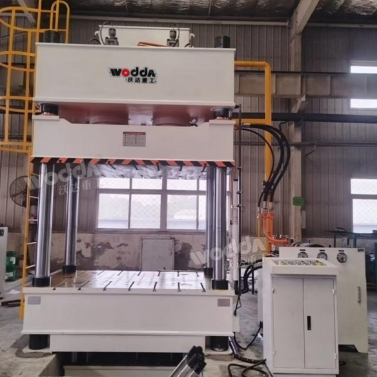 500吨四柱液压机 500吨四柱液压机