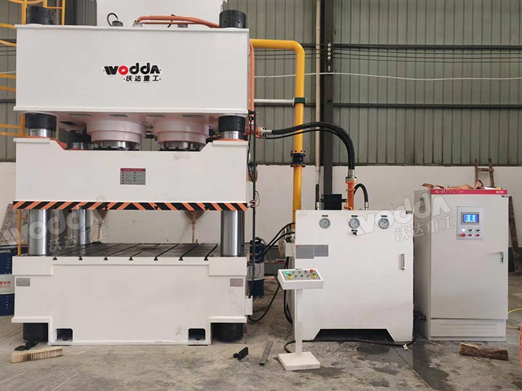 1000吨汽车底盘护板冲压成型液压机 1000吨汽车底盘护板冲压成型液压机