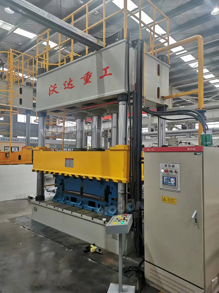 400吨三梁四柱液压机 400吨三梁四柱液压机