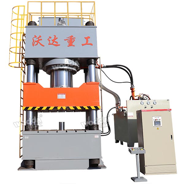 2000吨四柱液压机 2000吨四柱液压机