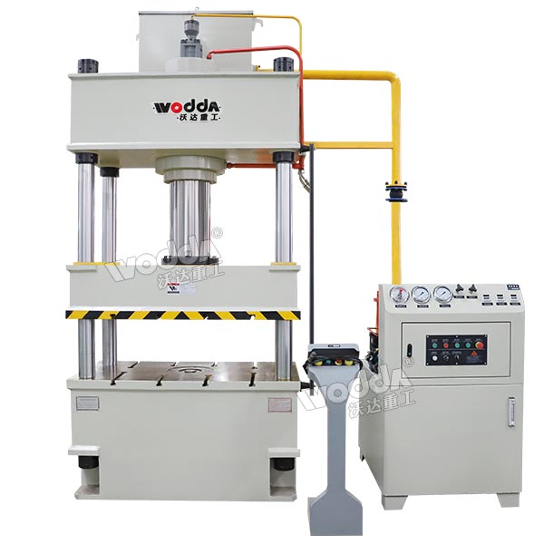 200吨四柱液压机 200吨四柱液压机