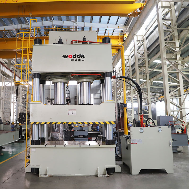 1000吨四柱液压机 1000吨四柱液压机